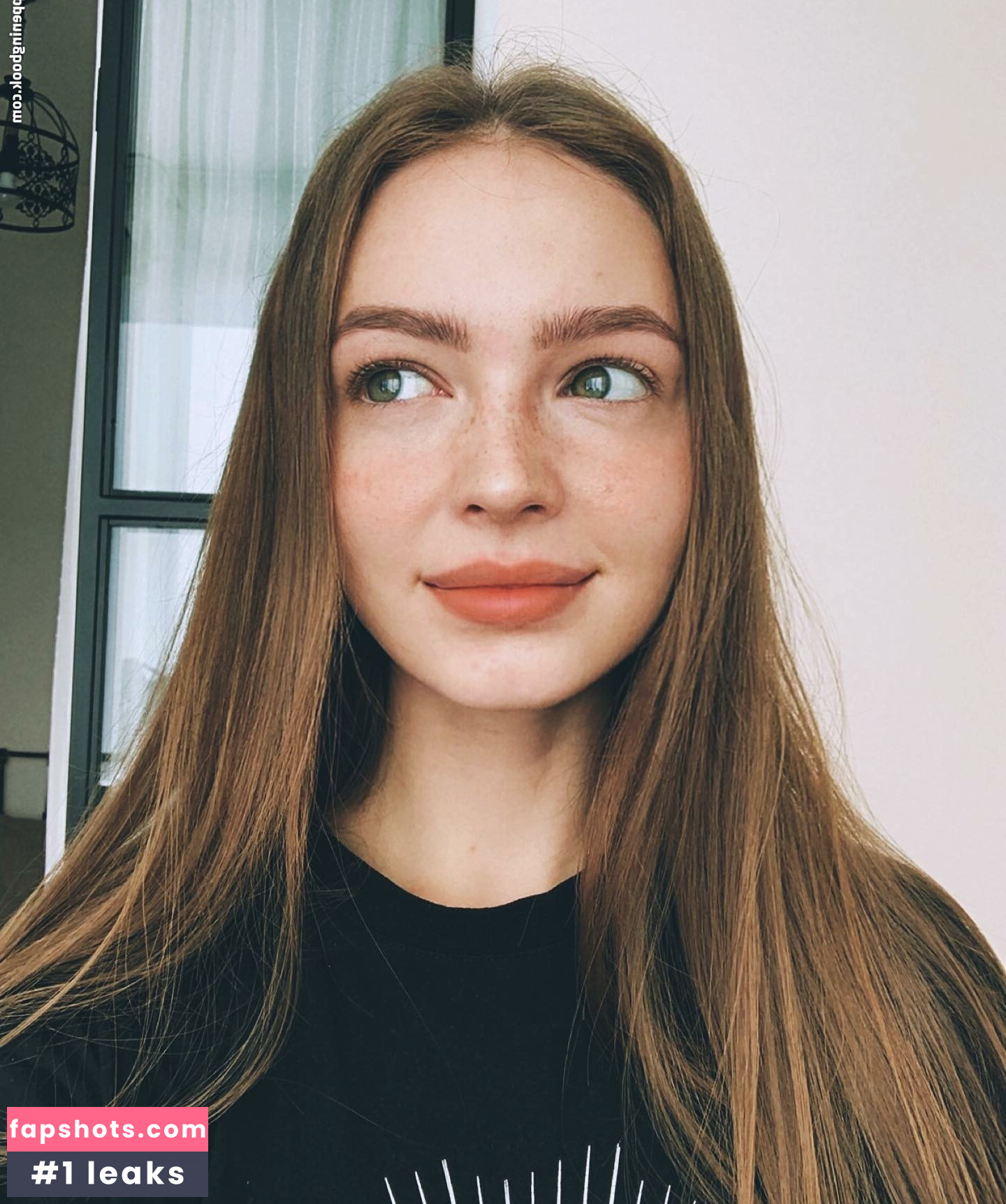 Kristina Rybalchenko gallery photo #32