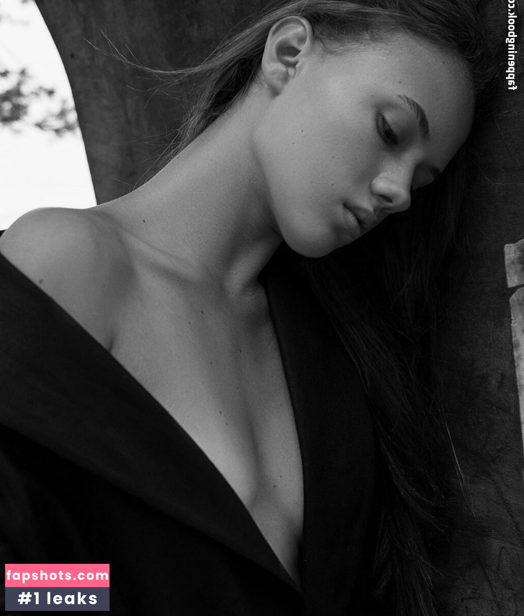 Kristina Shmidt Nude Leaks OnlyFans Photos #18 - LeakJerk