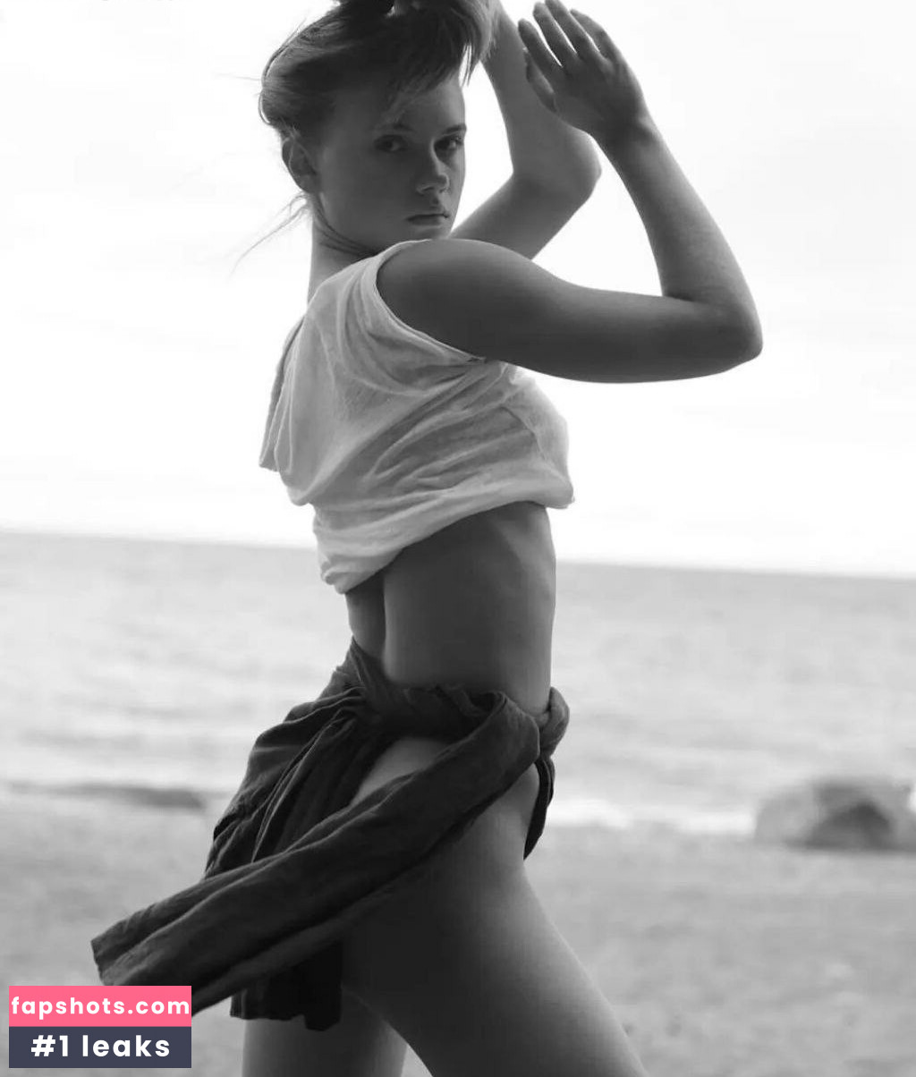 Kristina Shmidt Nude Leaks OnlyFans Photos #21 - LeakJerk