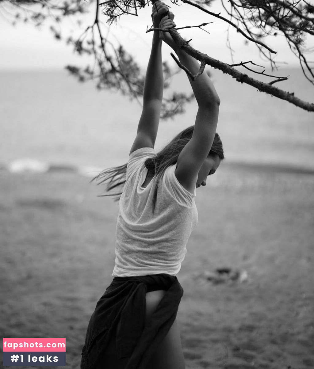 Kristina Shmidt Nude Leaks OnlyFans Photos #22 - LeakJerk