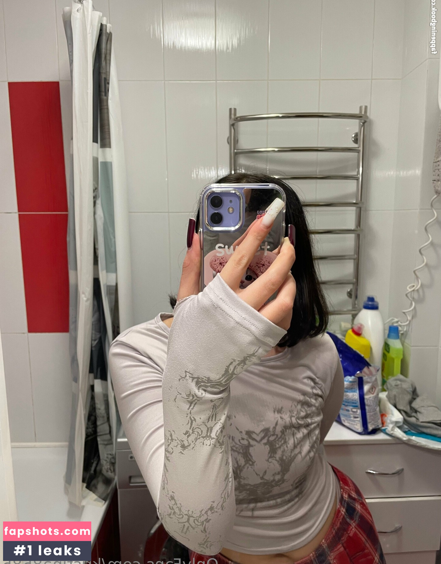 kristina8585 gallery photo #2