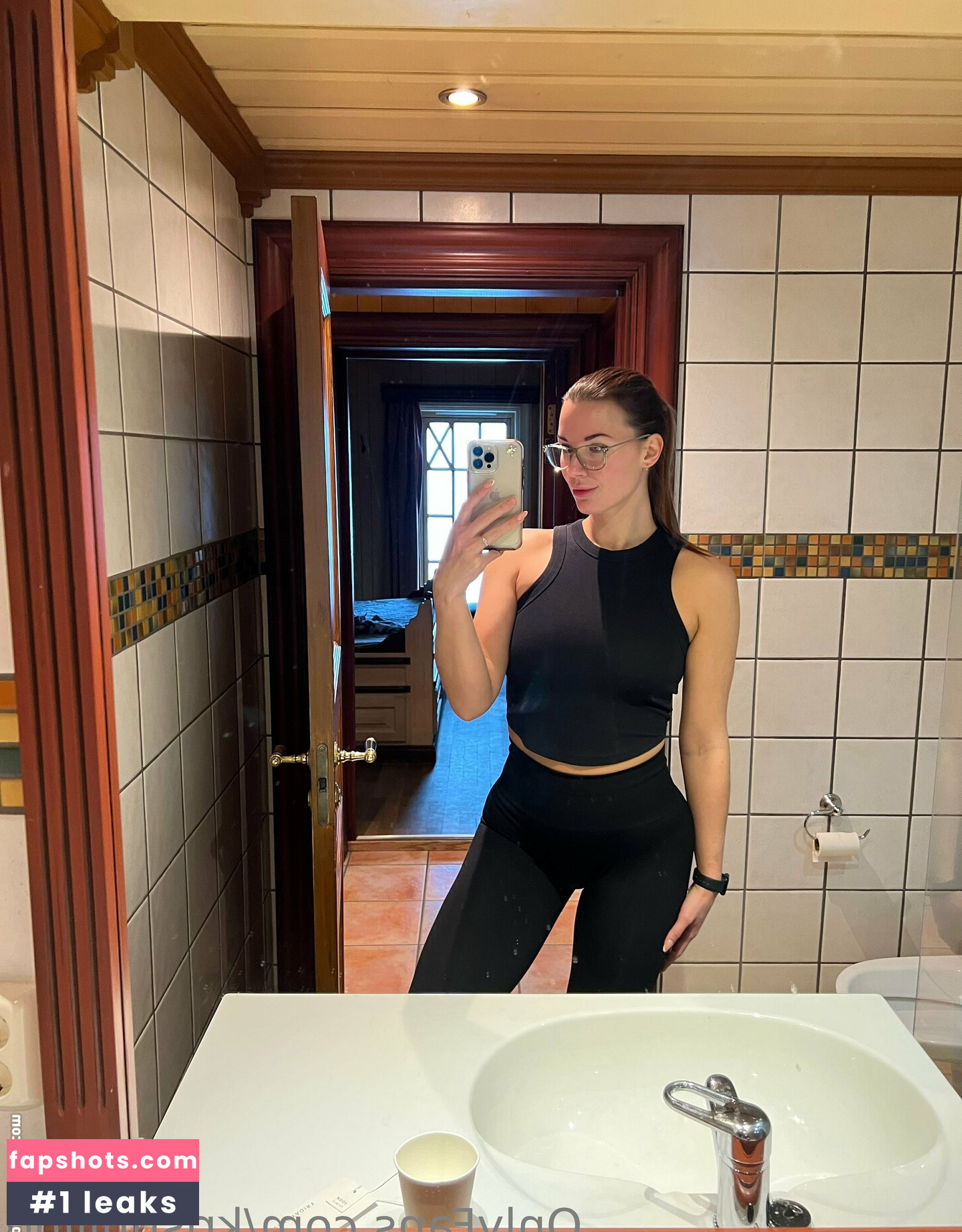 kristinllind gallery photo #40