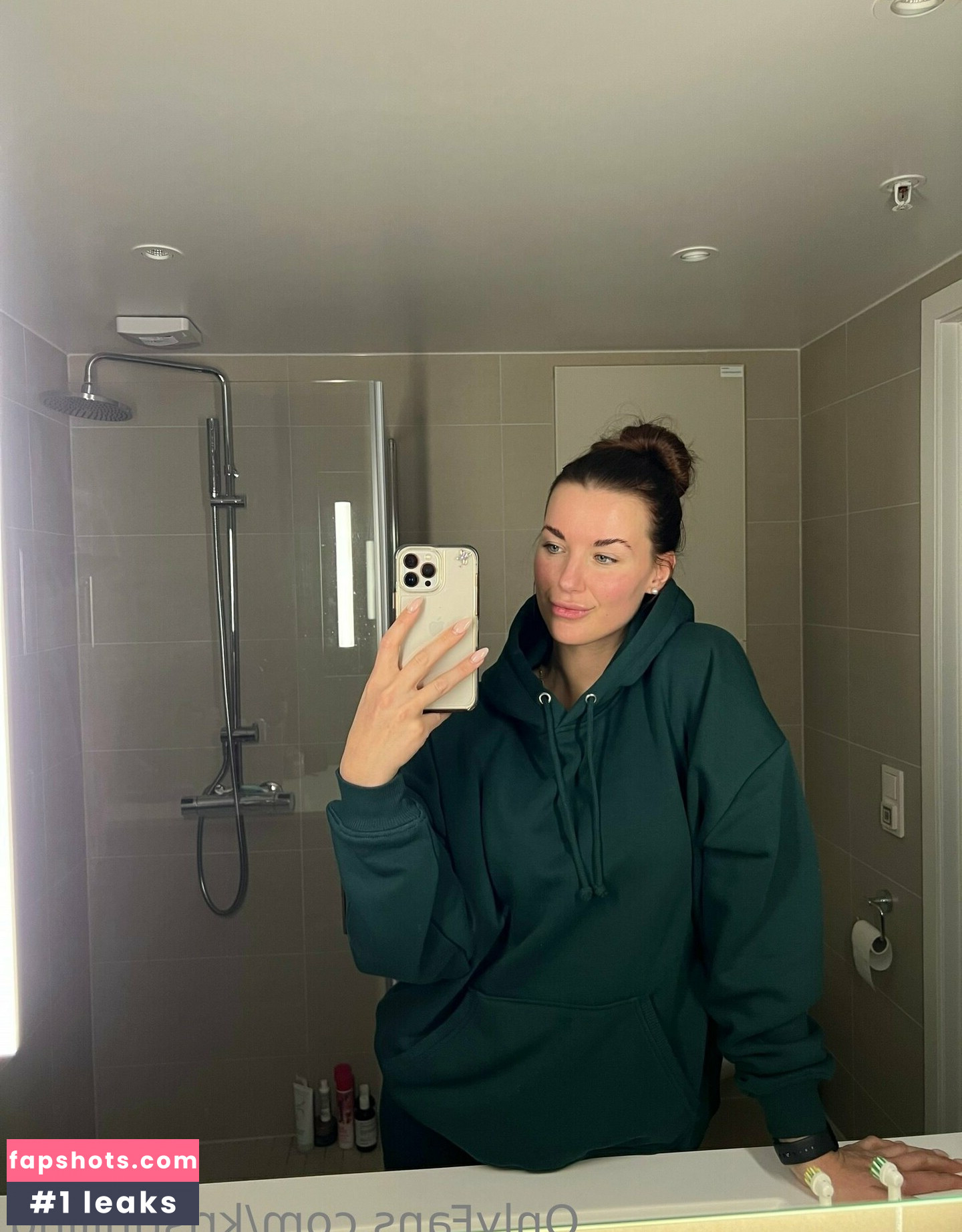 kristinllind gallery photo #41