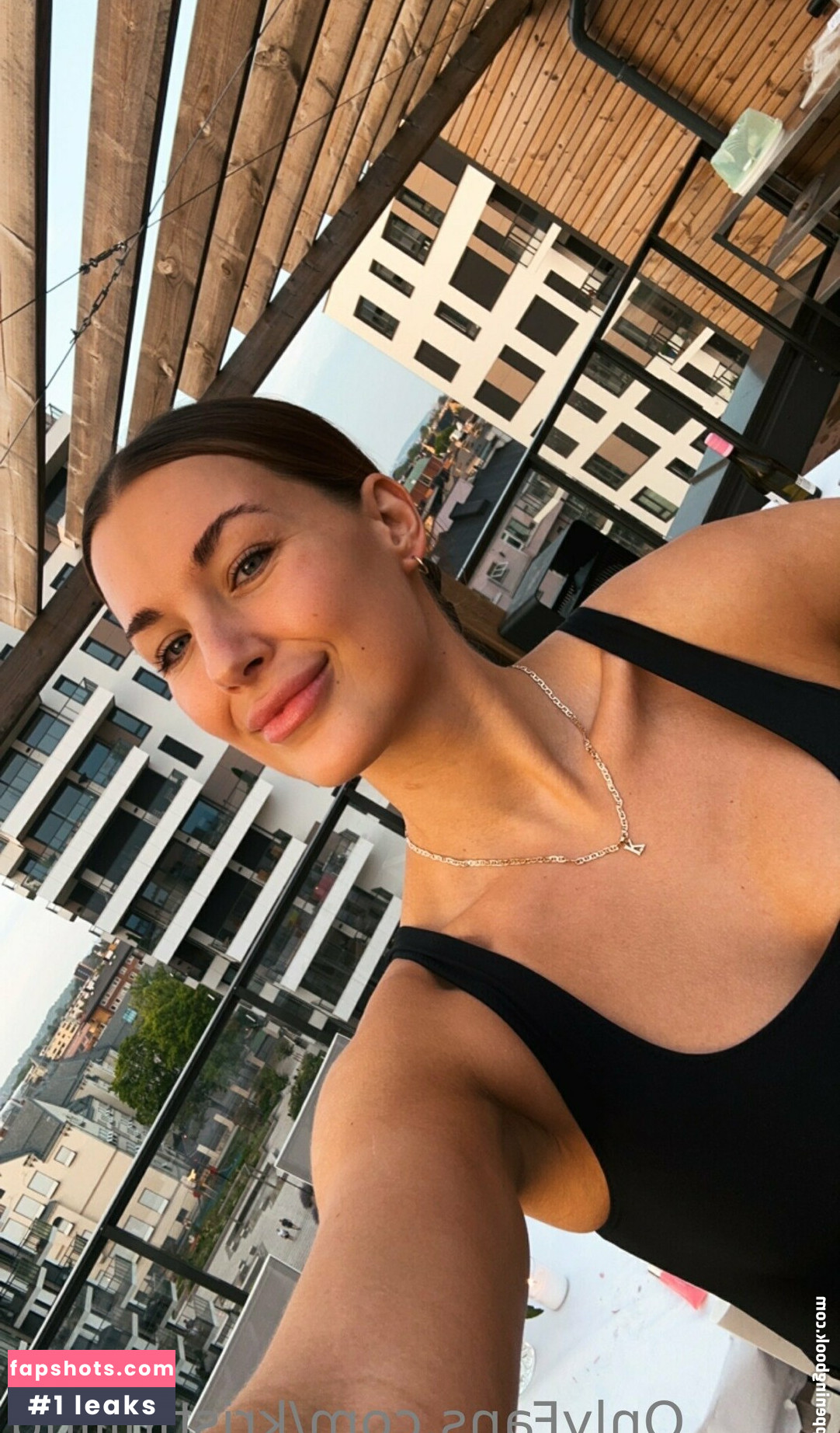 kristinllind gallery photo #8