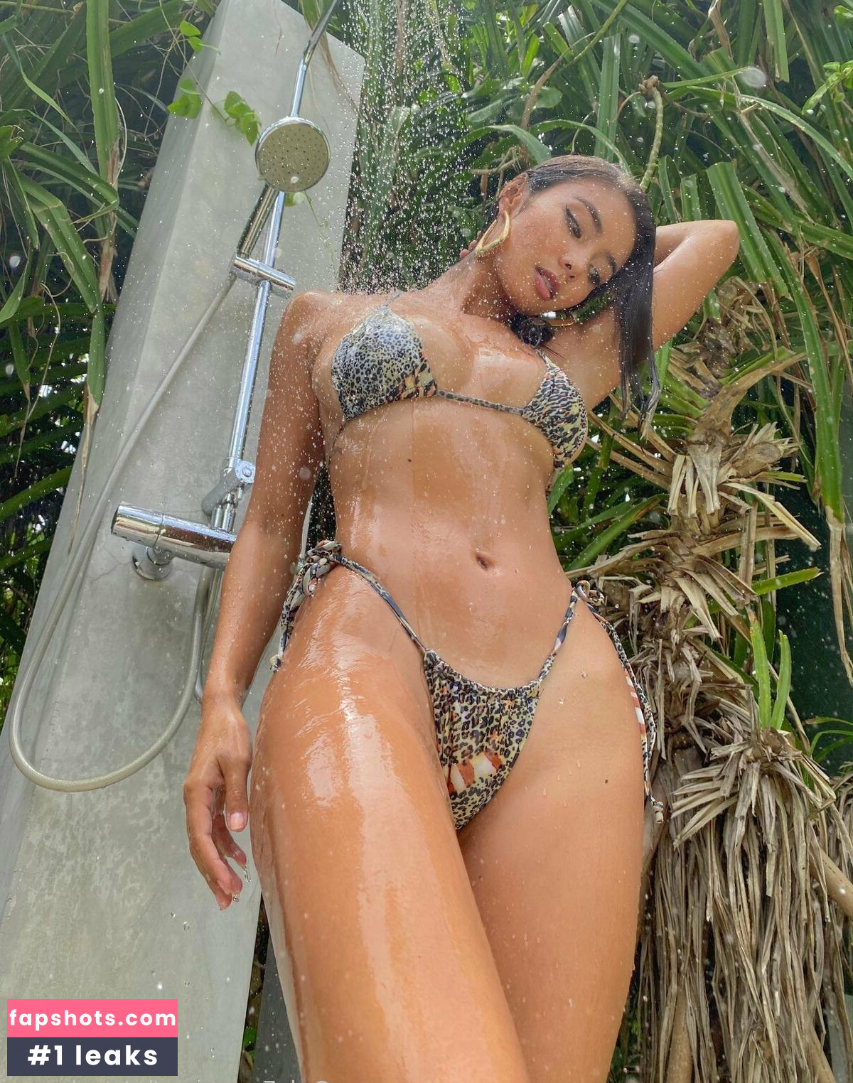 Kristy Chan gallery photo #17