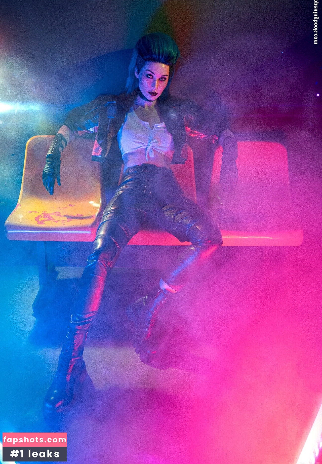 Kristy Che gallery photo #36