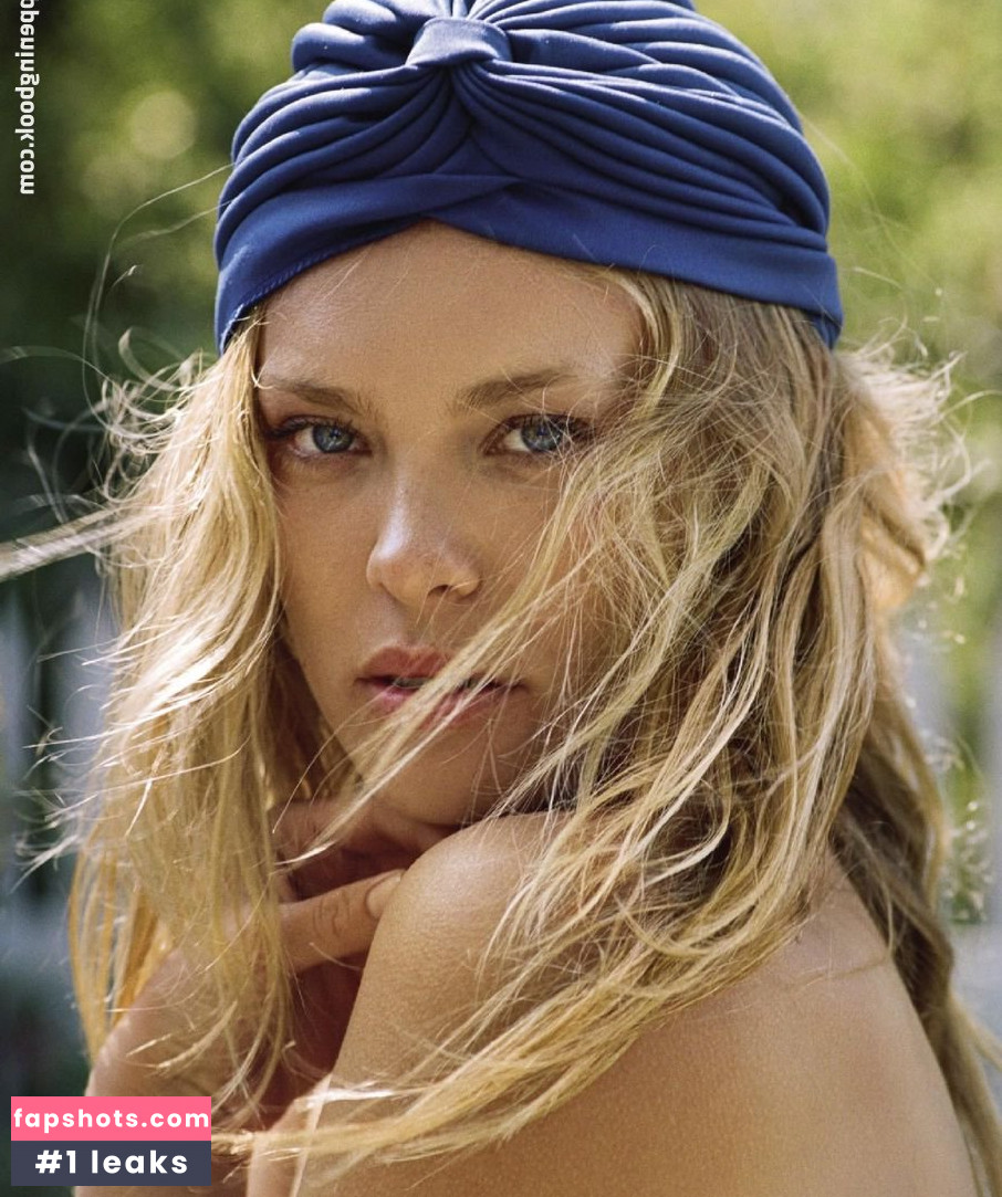 Kristy Goretskaya gallery photo #2