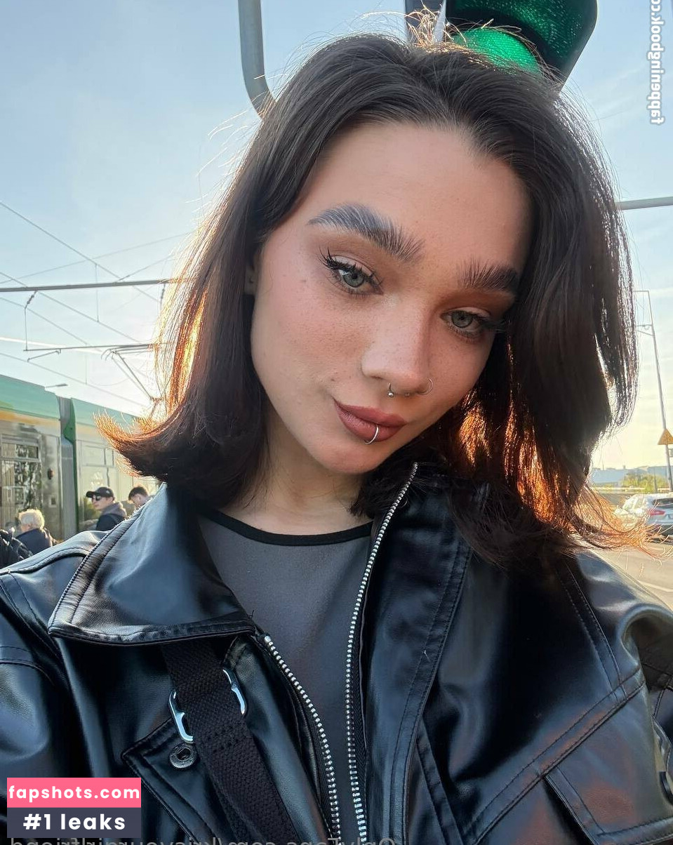 krisyourgirlfriend gallery photo #15