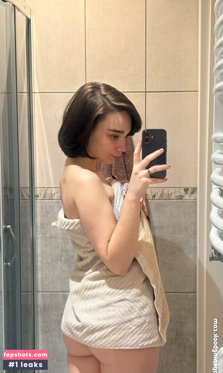 krisyourgirlfriend gallery photo #16