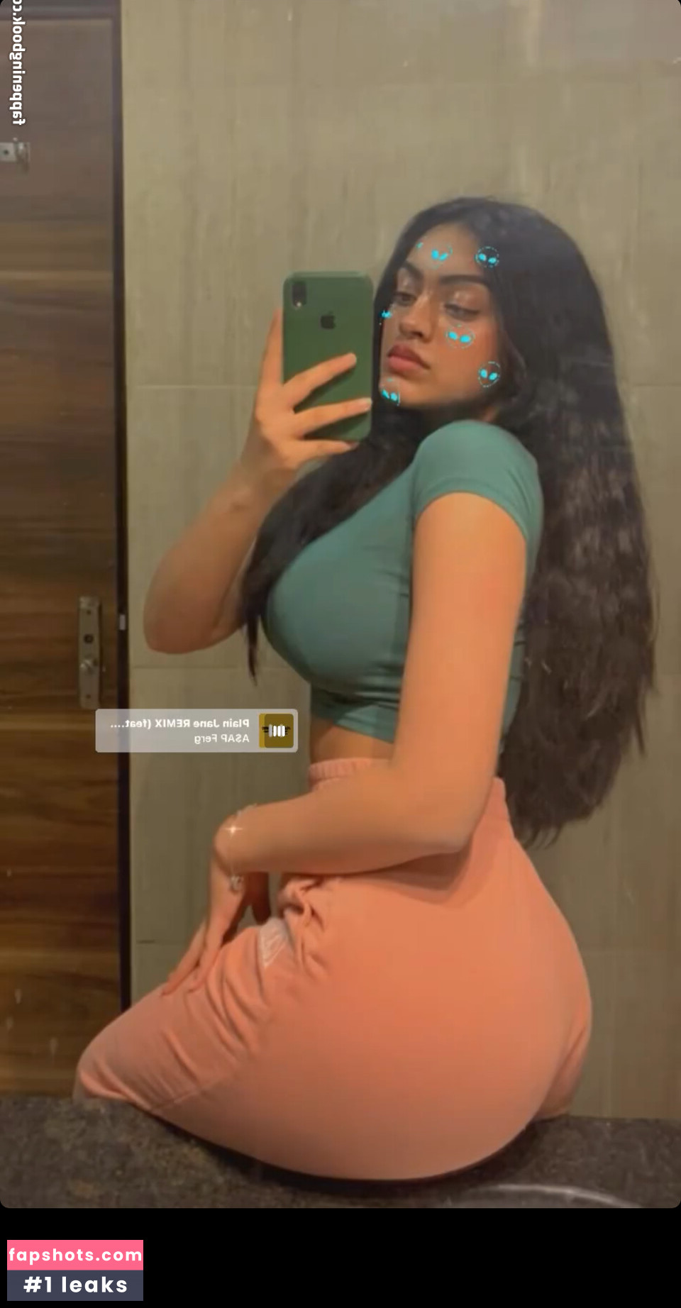 Kriti Jain gallery photo #2