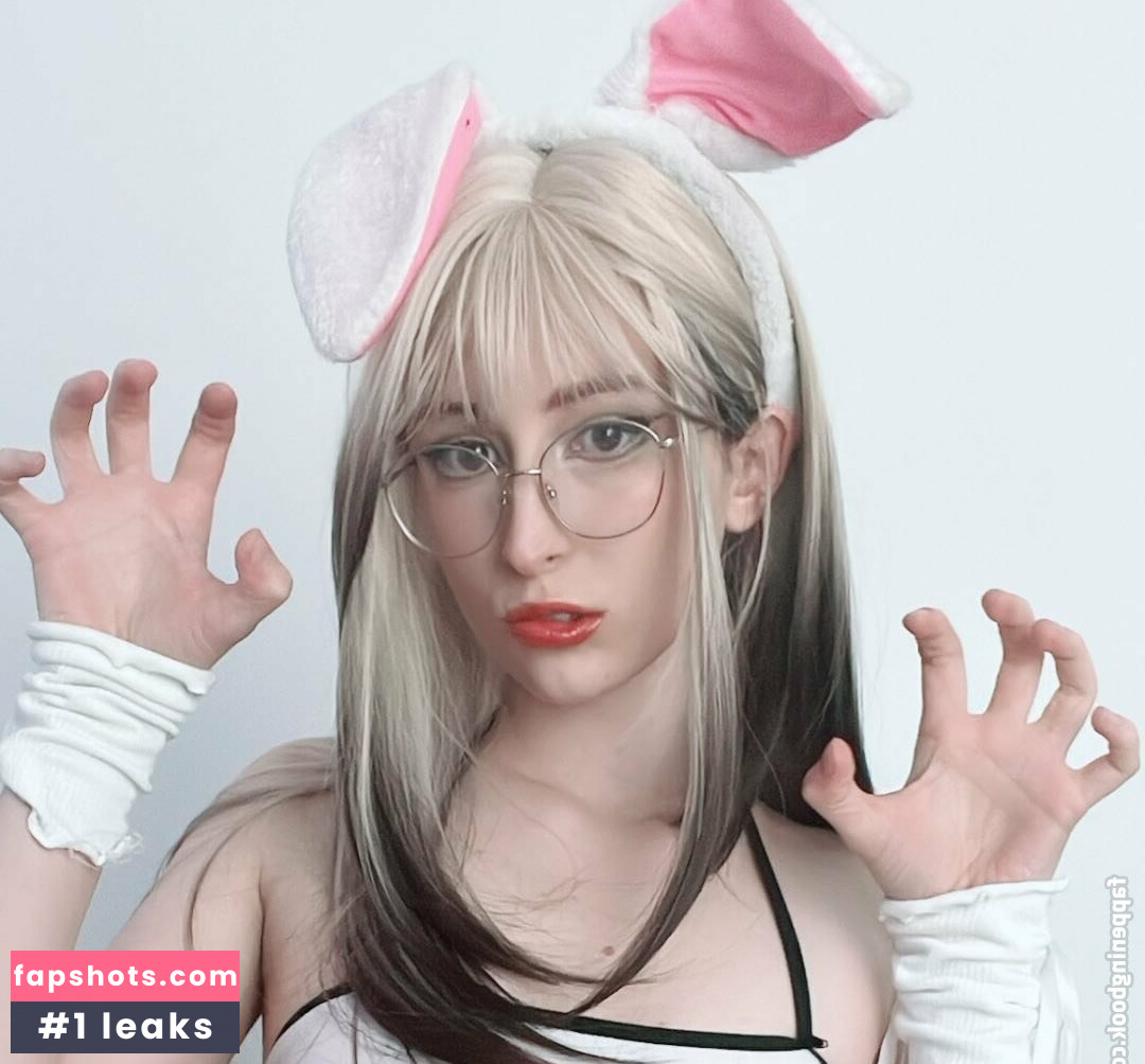 kroliczeksara nude babe gallery