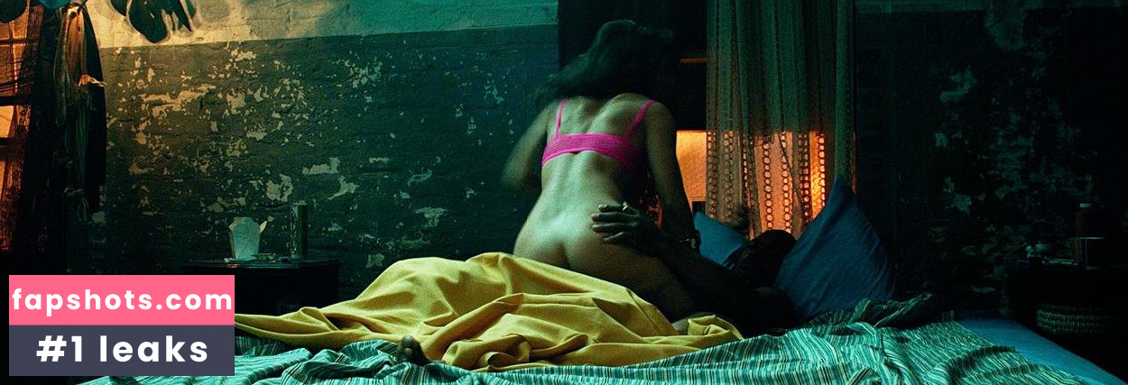 Krystal Tini gallery photo #3