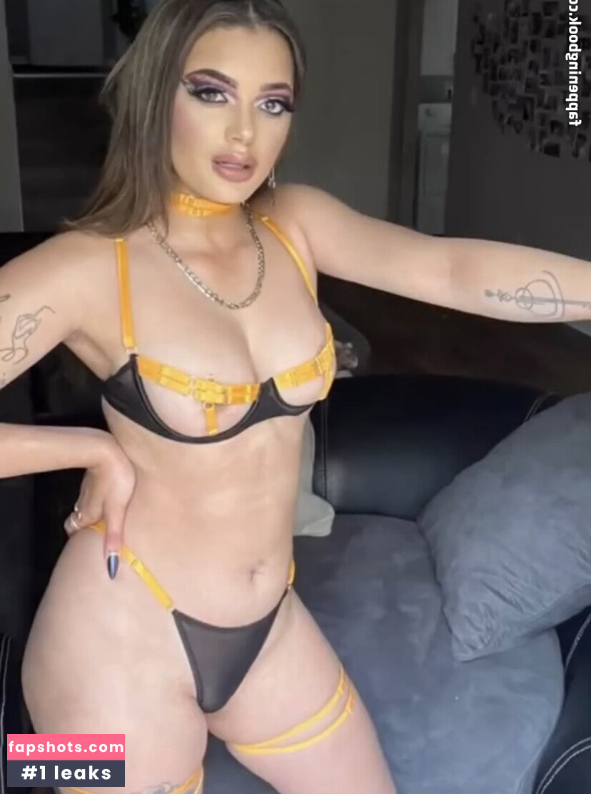 krystaleeliz gallery photo #12