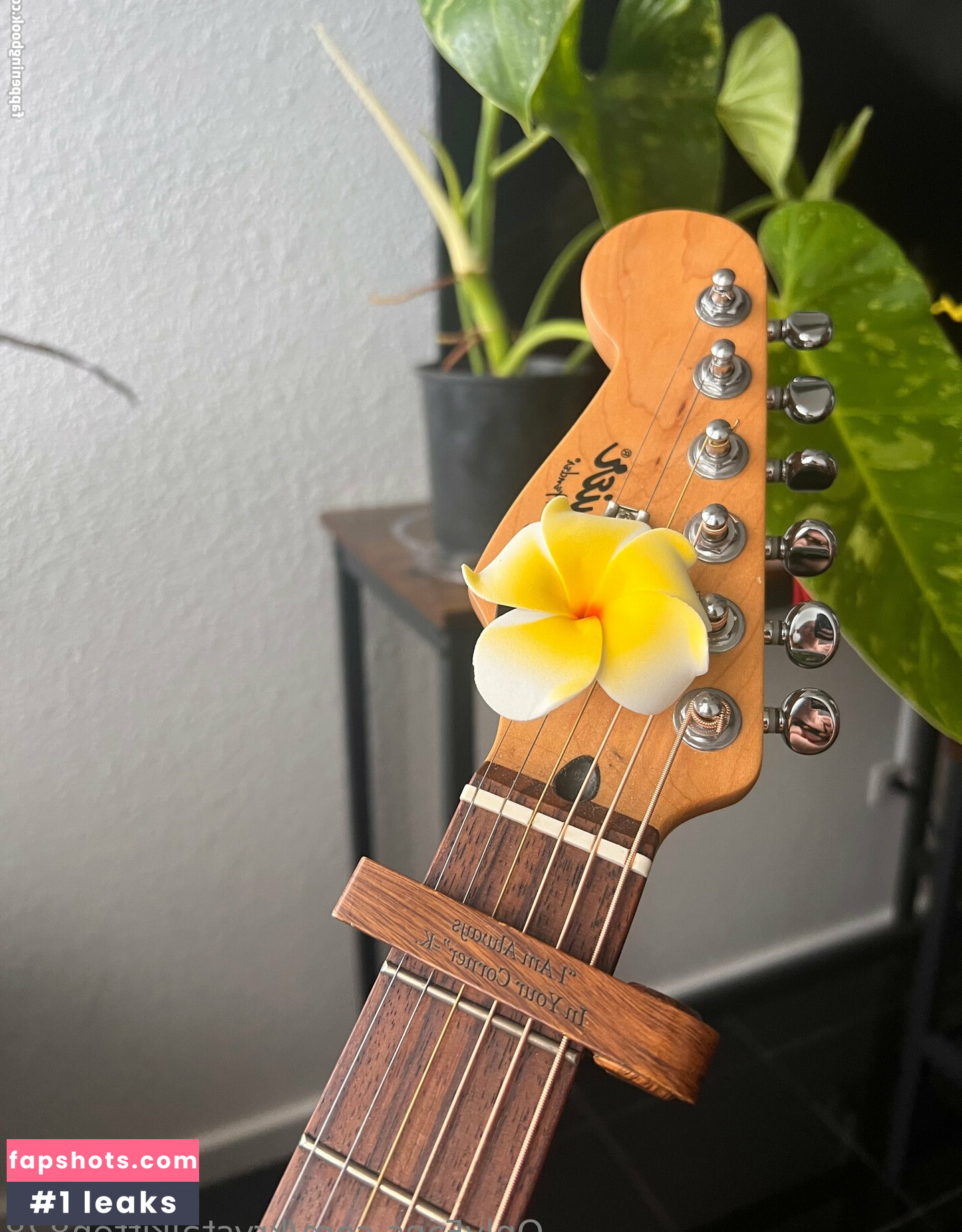 krystalkitten828 gallery photo #19