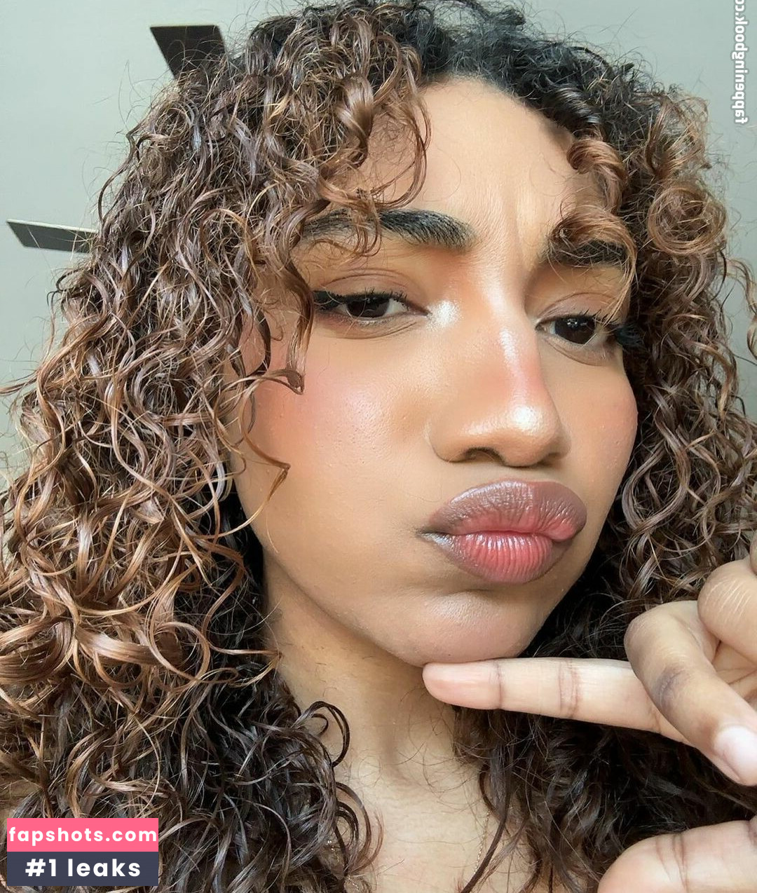 Krystalogy gallery photo #19