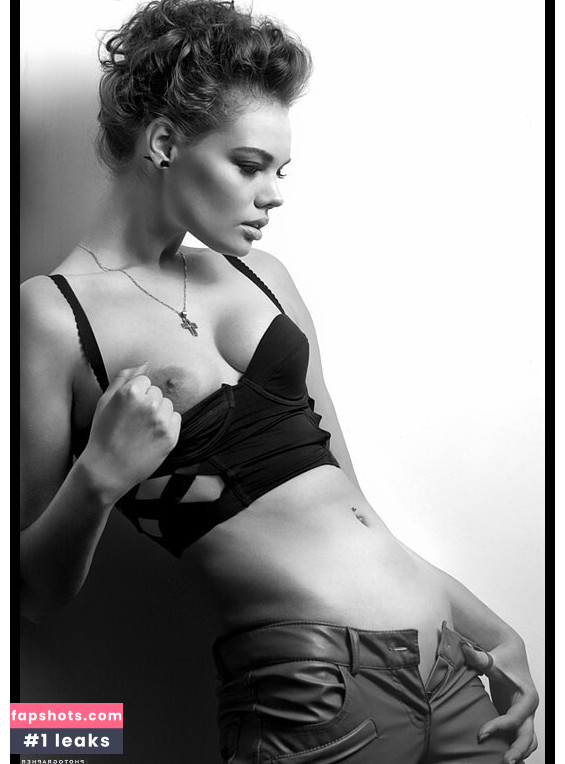 Ksenia Koks gallery photo #31