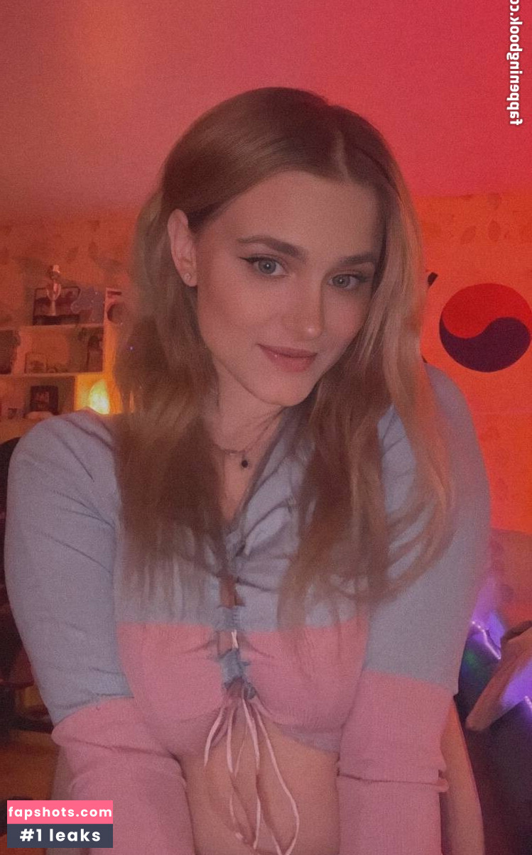 Ksenia Modestal gallery photo #36