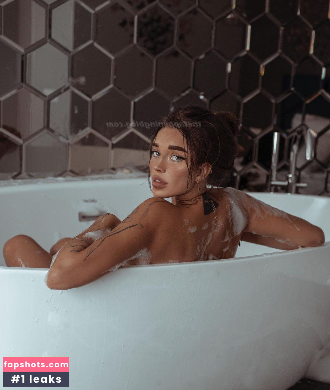 Kseniya Rain gallery photo #7