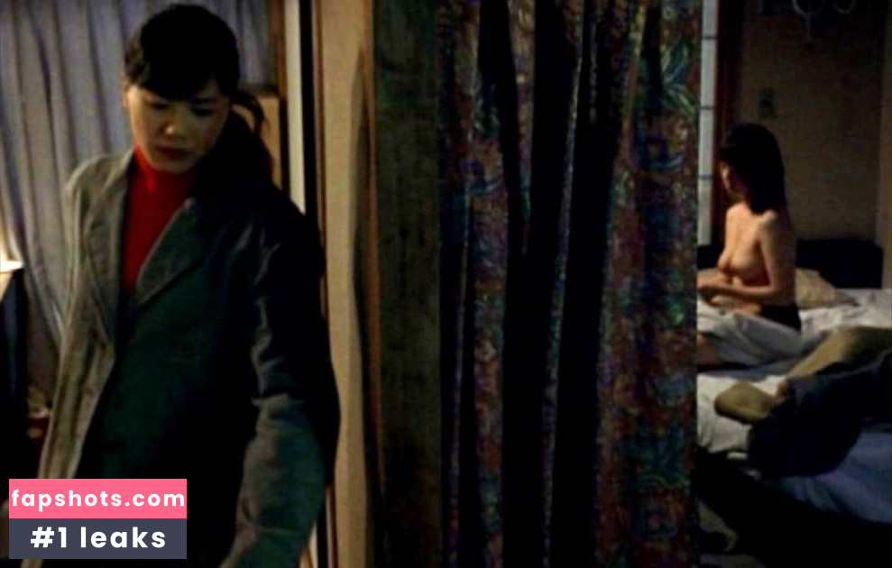 Kumiko Aso gallery photo #14