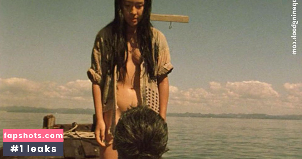 Kumiko Aso gallery photo #3