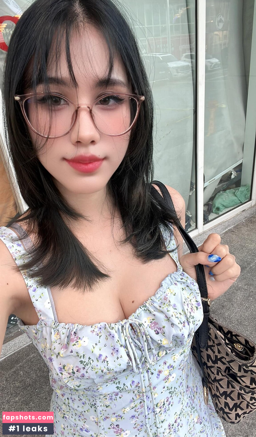 Kura Onee-san gallery photo #49