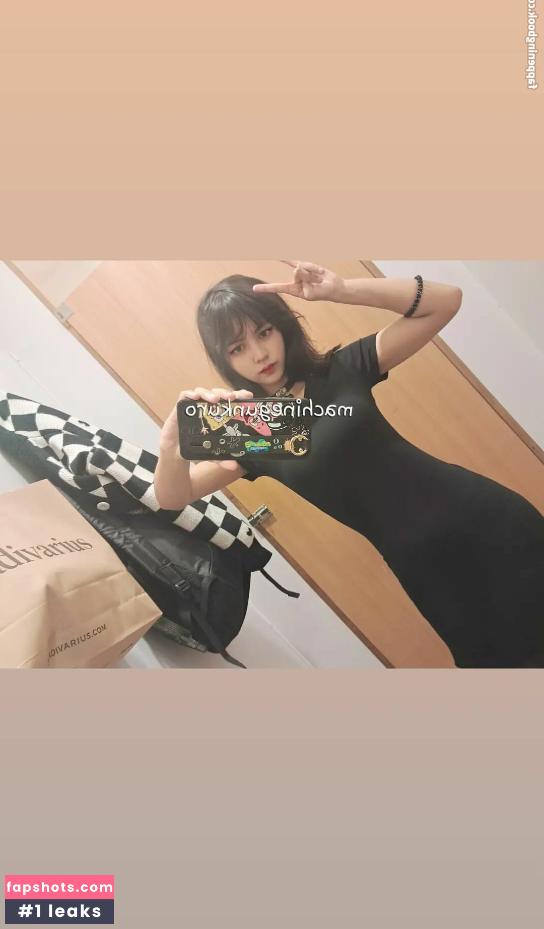 Kuro Emma gallery photo #23