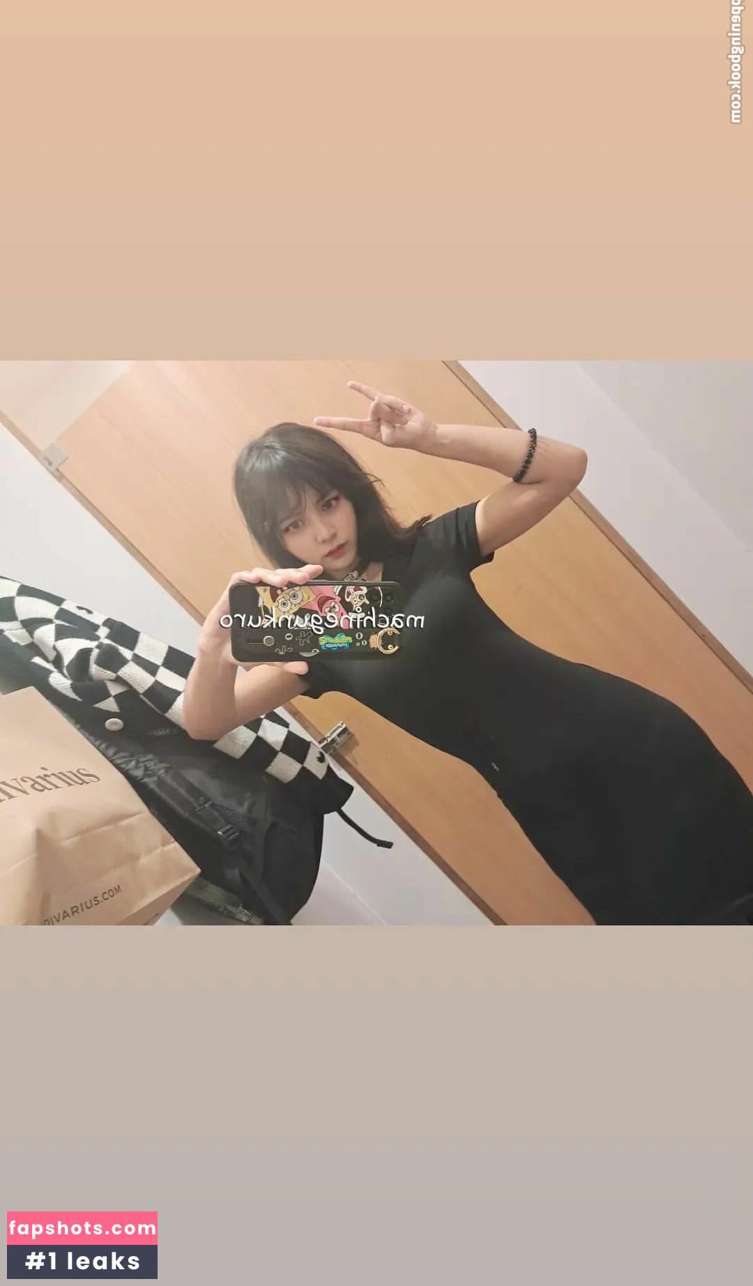 Kuro Emma gallery photo #31