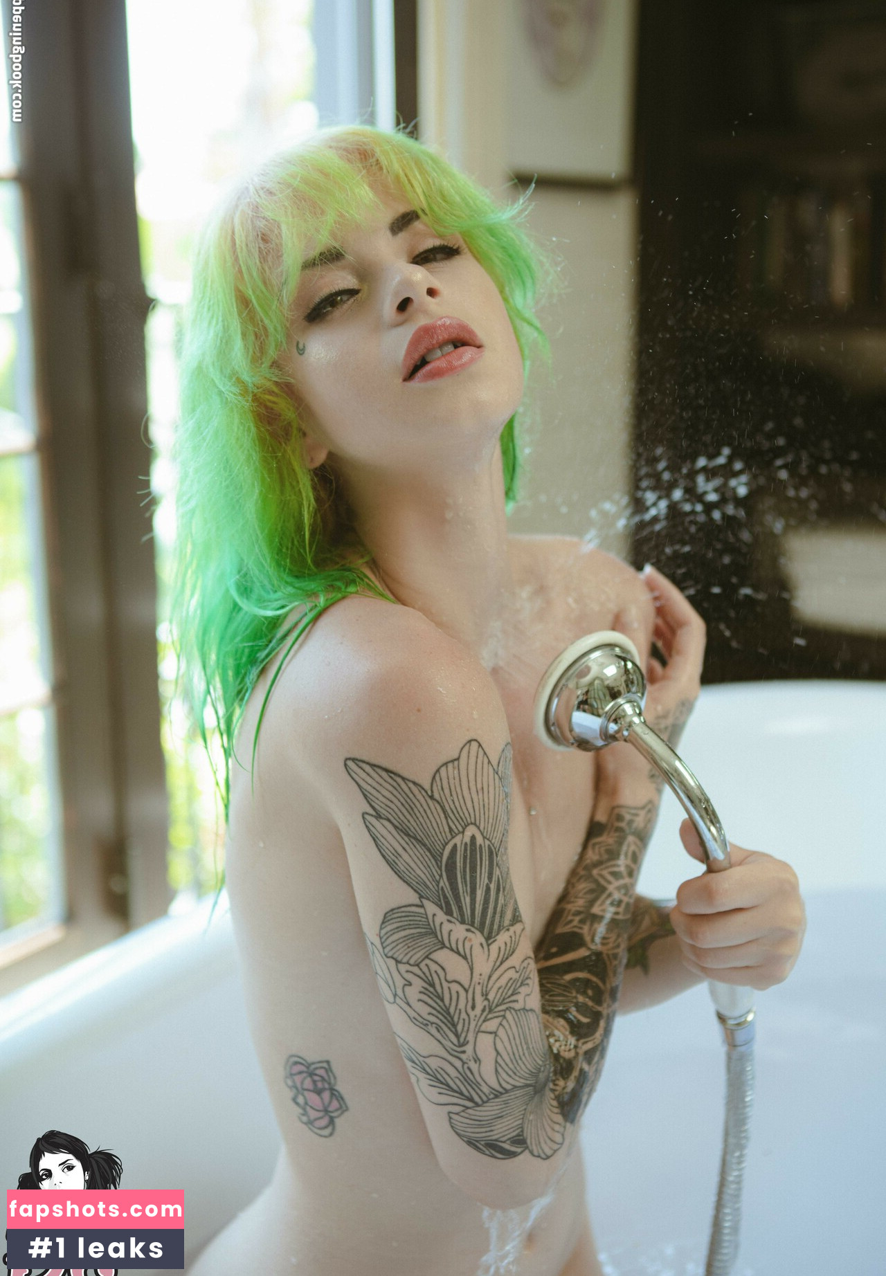 Kuroha gallery photo #68