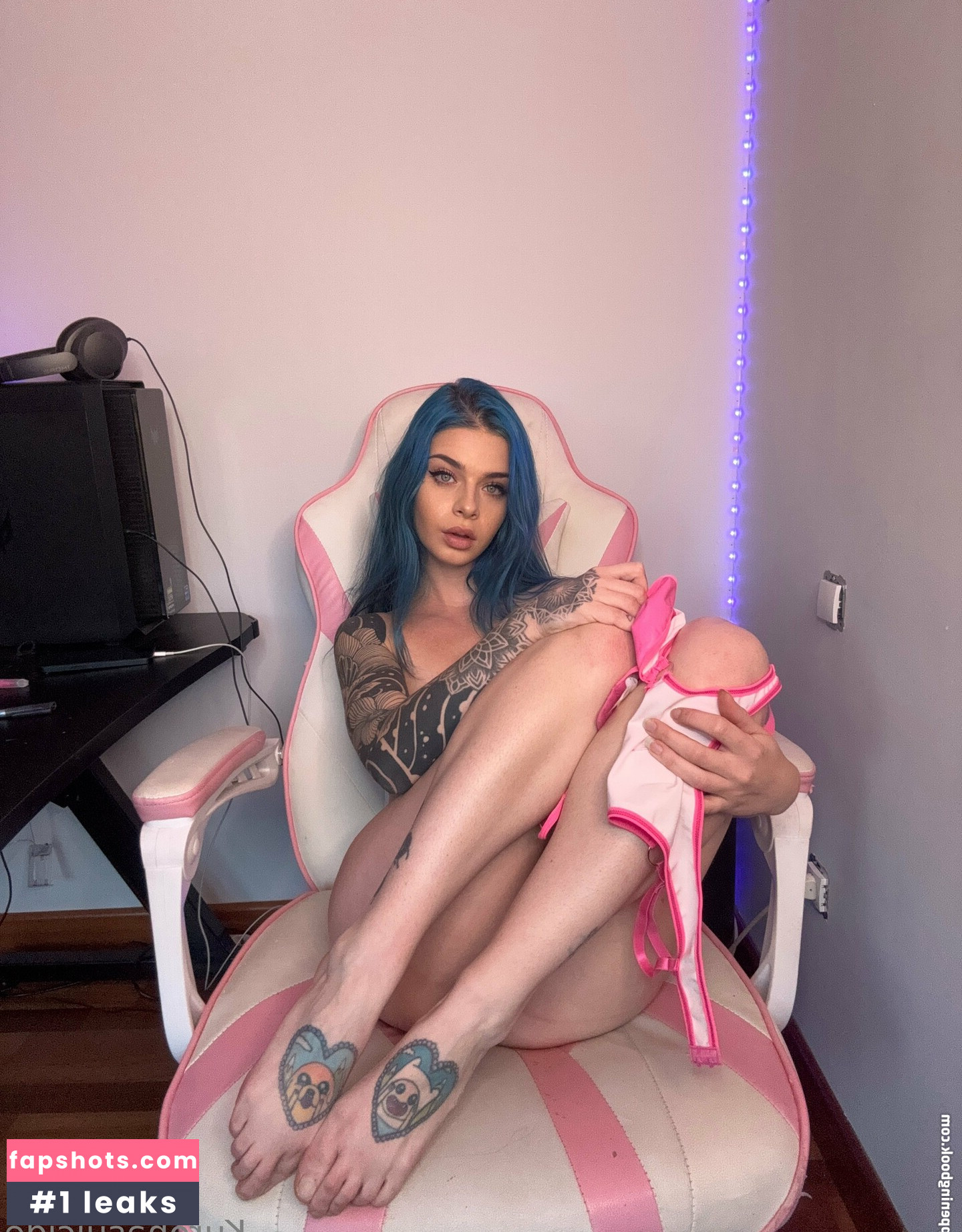 Kuroha gallery photo #9