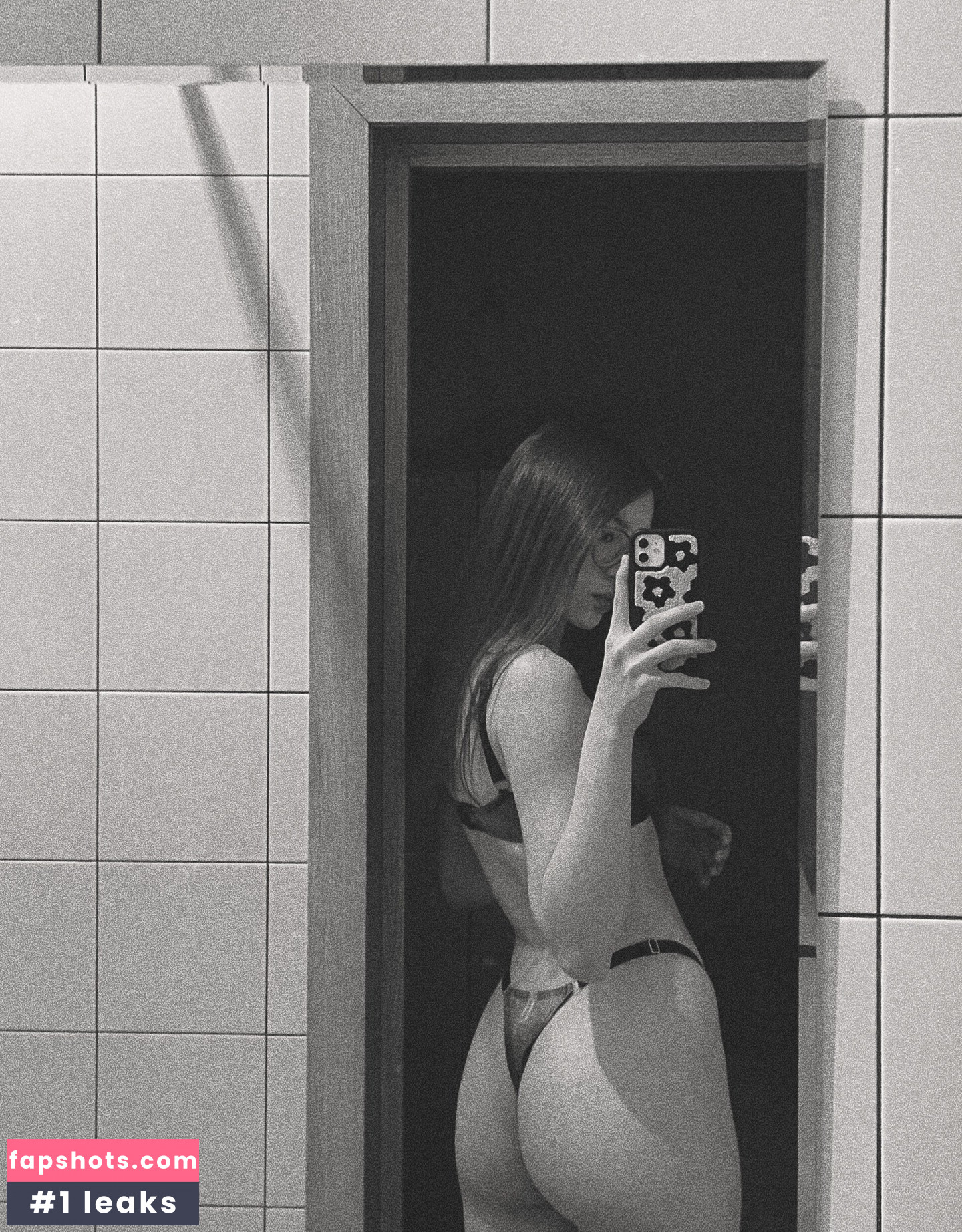 Kuromiromi gallery photo #19