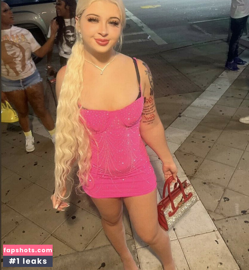 Kuttemreece gallery photo #13