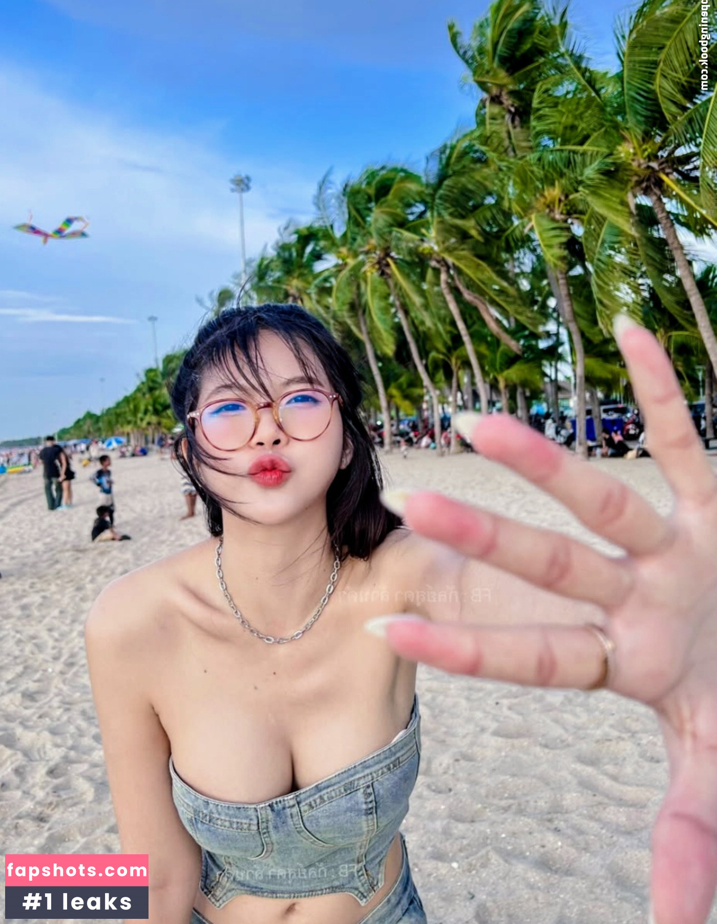 Kwan.lc gallery photo #20