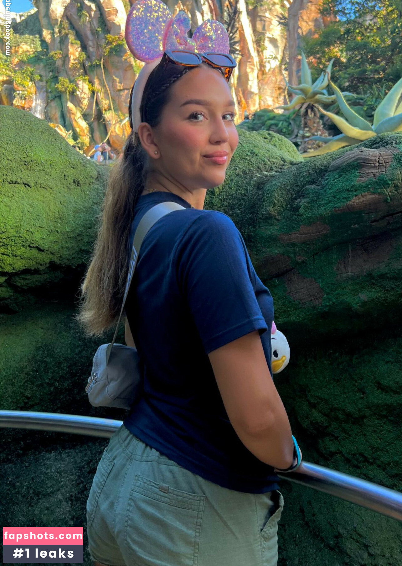 Kyara Maureen gallery photo #23