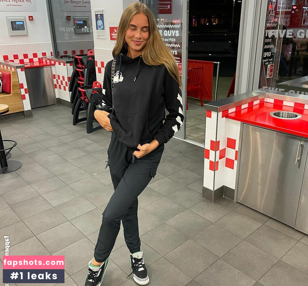 Kyia Peters Basildon gallery photo #3