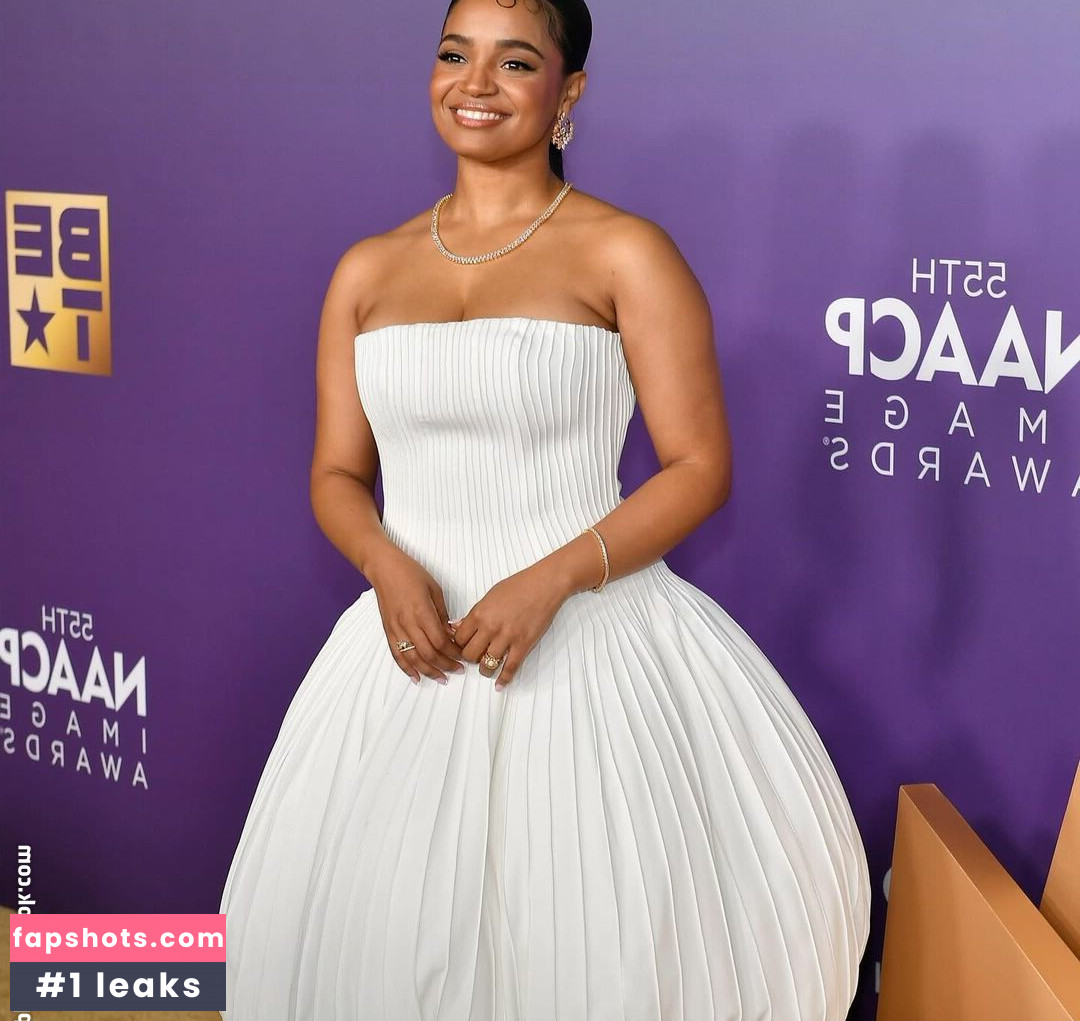 Kyla Pratt gallery photo #14