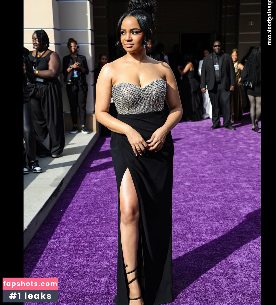 Kyla Pratt gallery photo #3