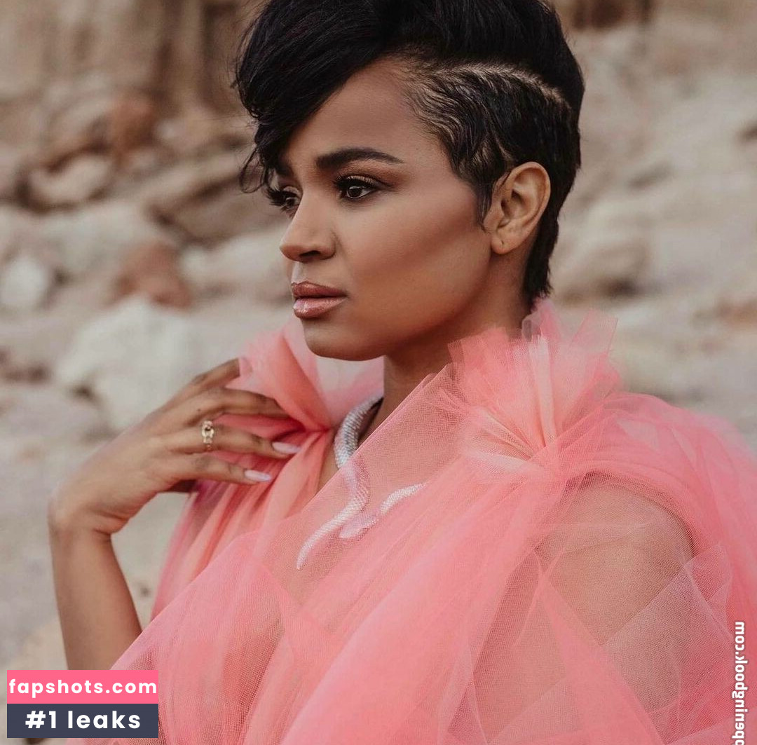 Kyla Pratt gallery photo #49