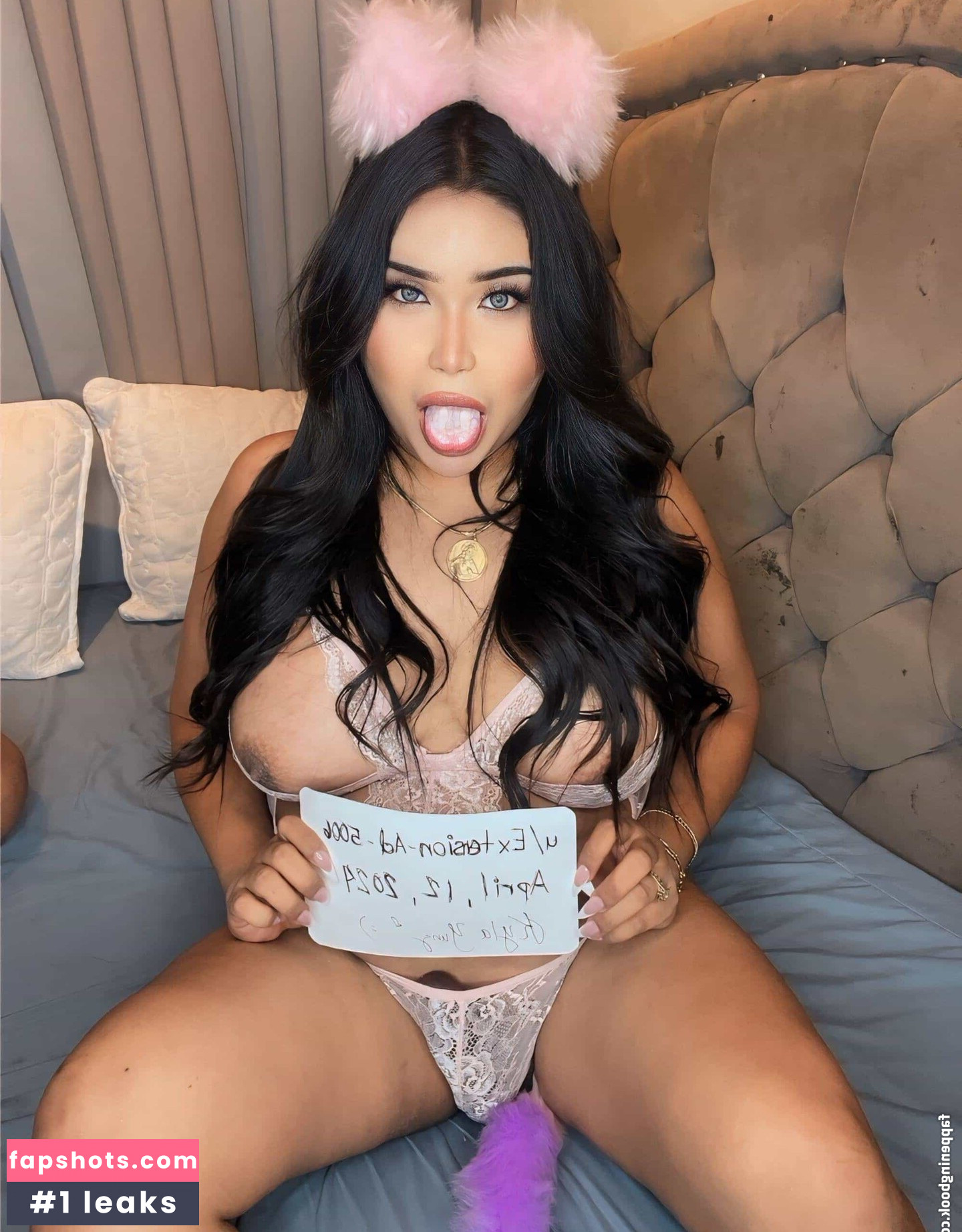 Kyla Yung gallery photo #13