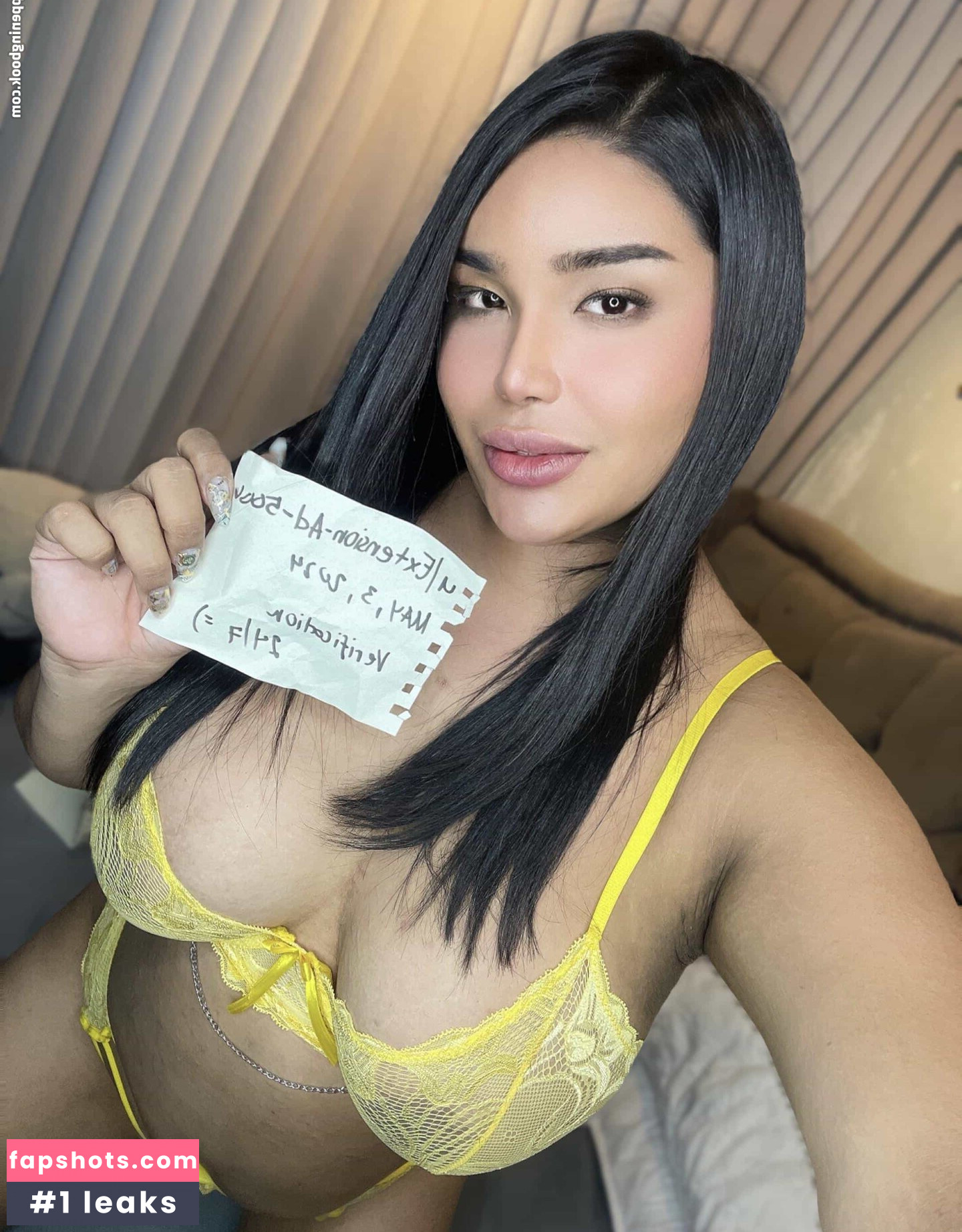 Kyla Yung gallery photo #6