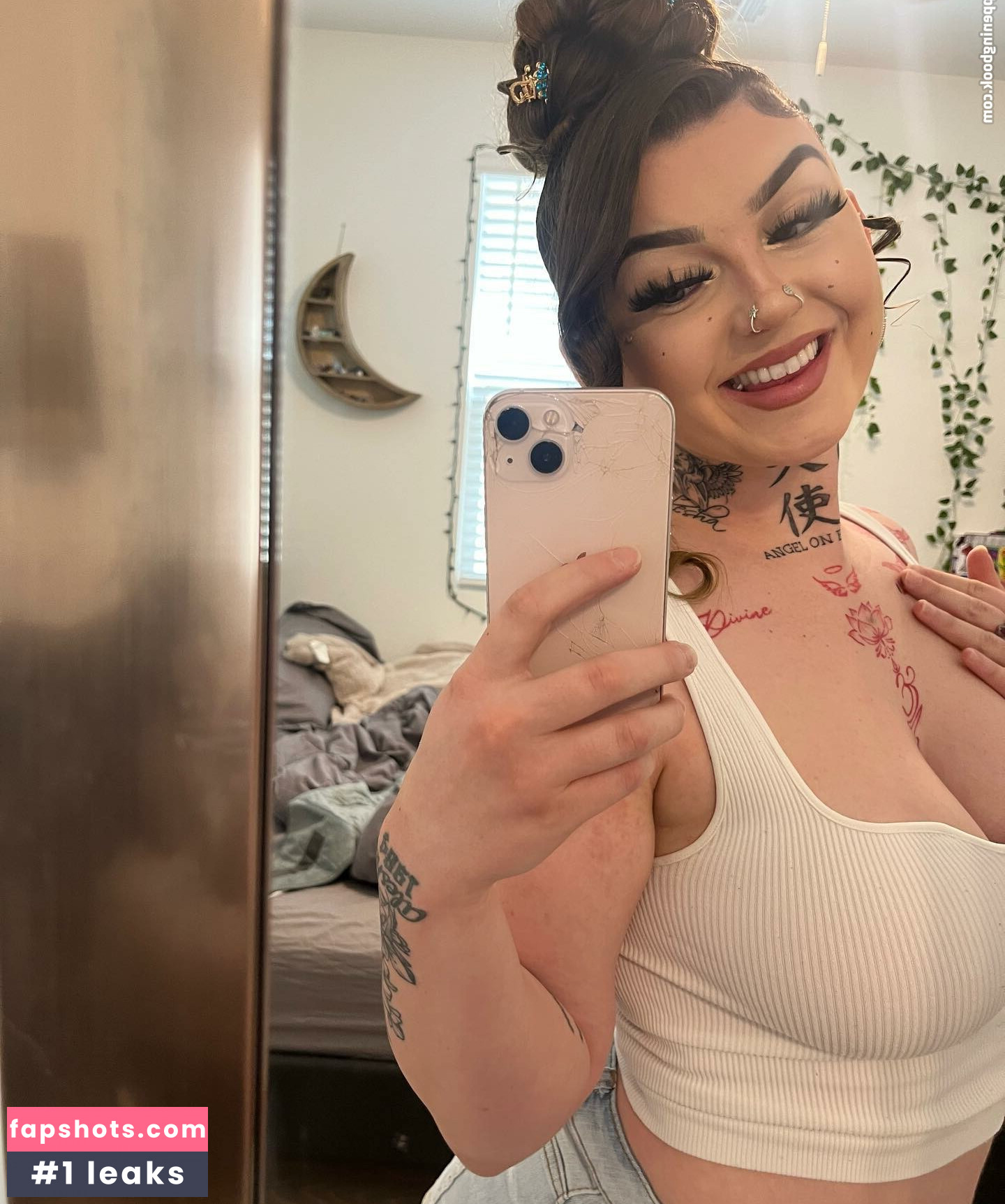 Kylah Marie gallery photo #17