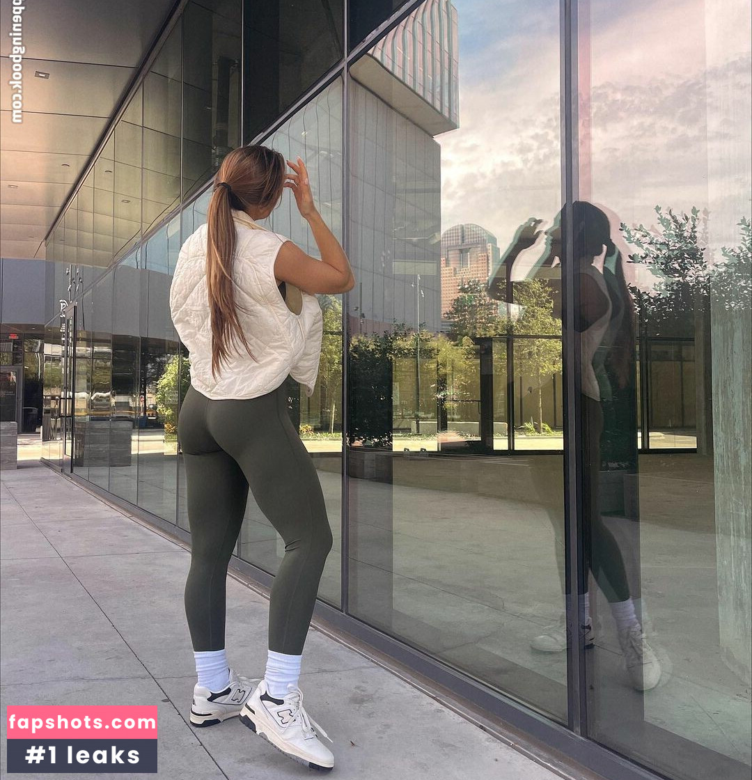 Kylie Holbeck gallery photo #55