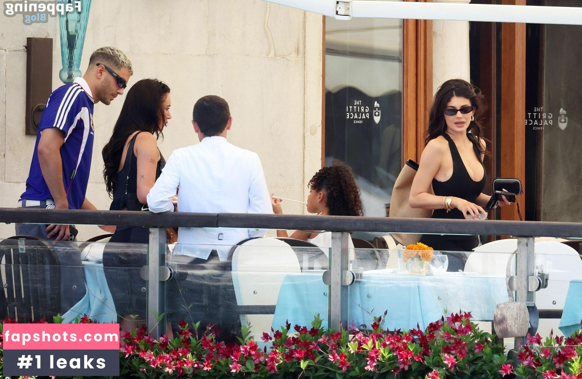 Kylie Jenner gallery photo #1018