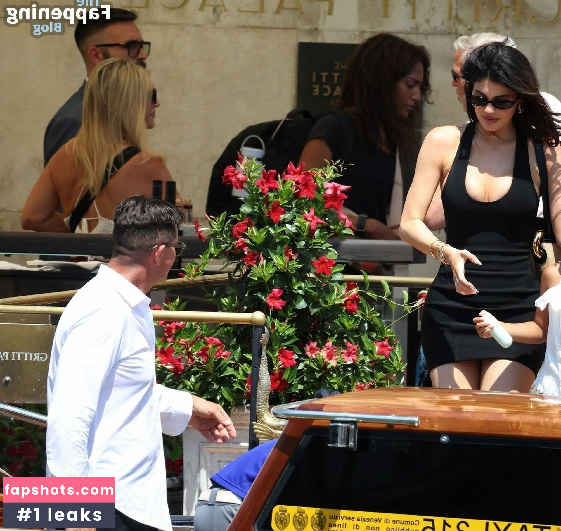 Kylie Jenner gallery photo #1038