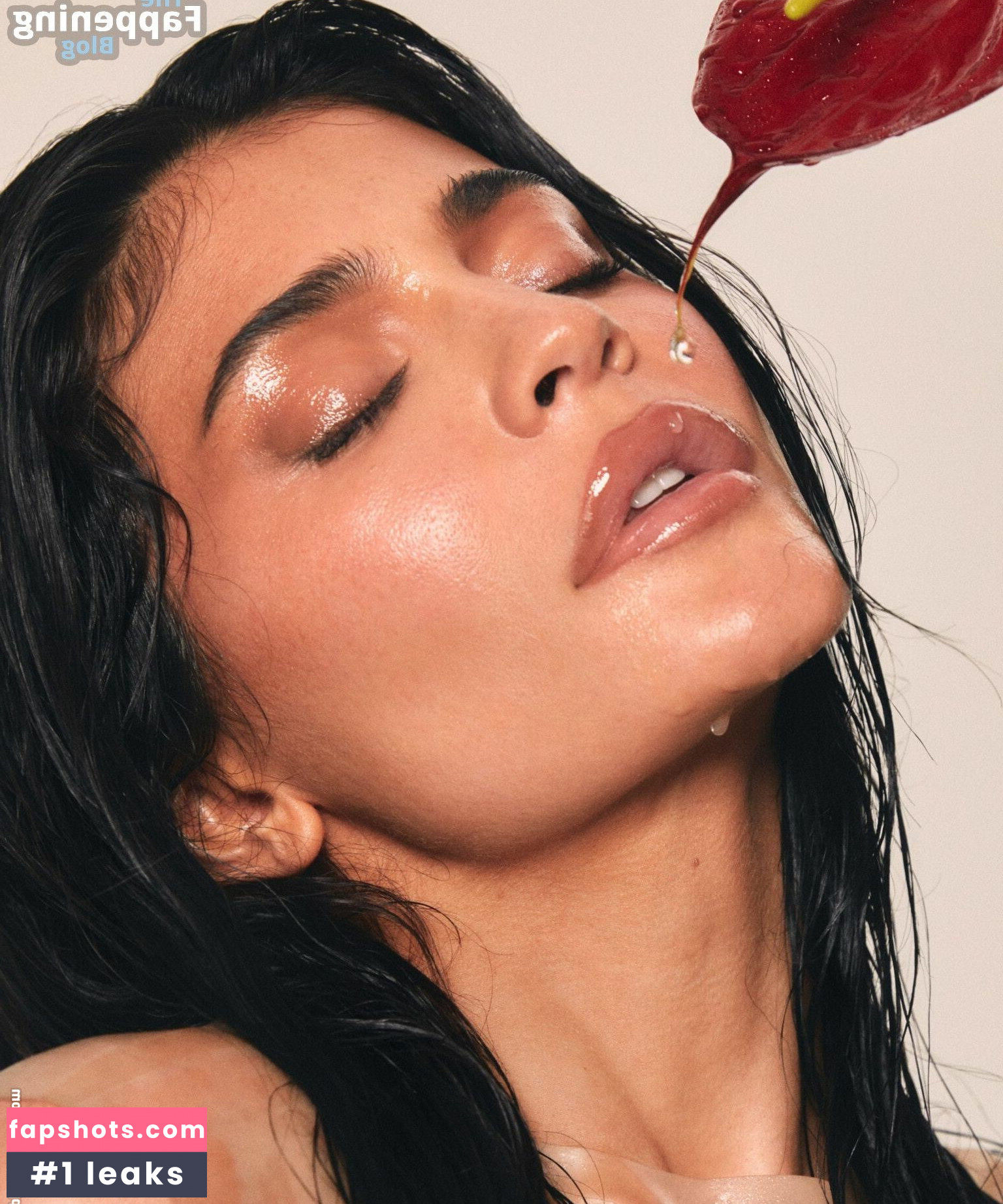 Kylie Jenner gallery photo #1055