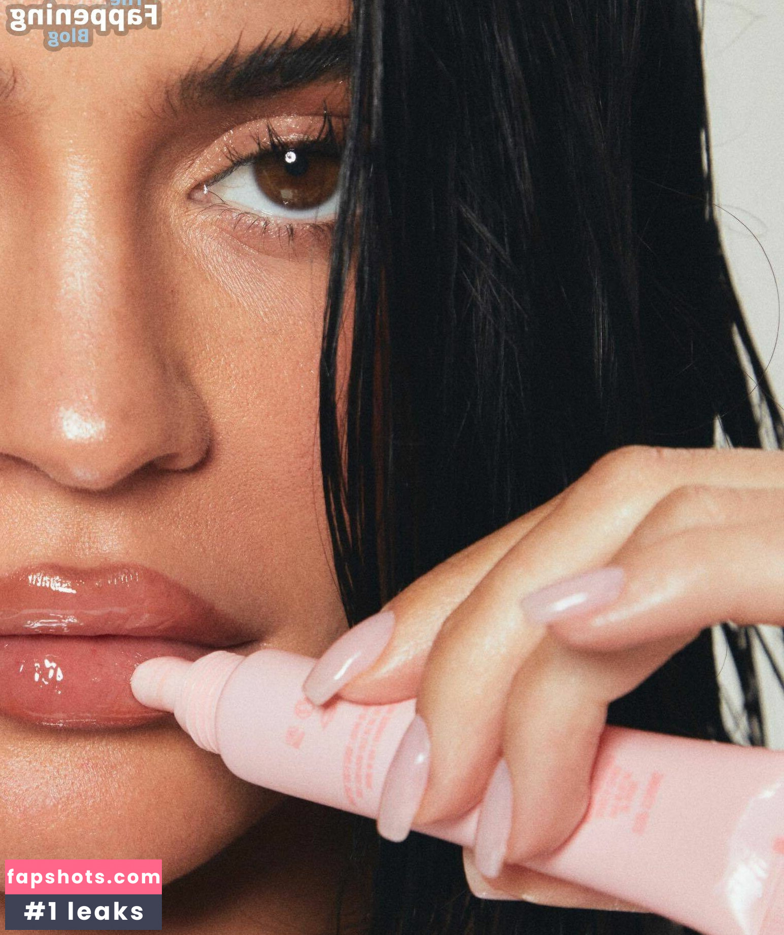 Kylie Jenner gallery photo #1063