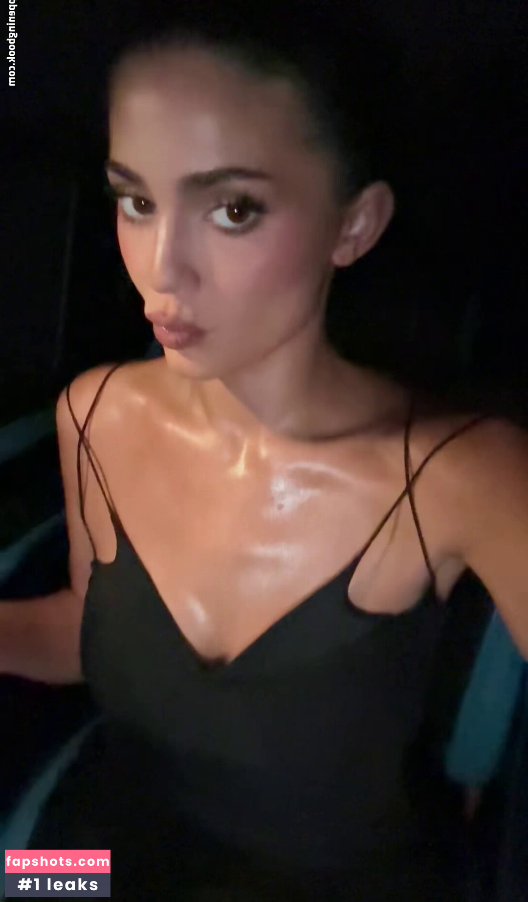 Kylie Jenner gallery photo #108