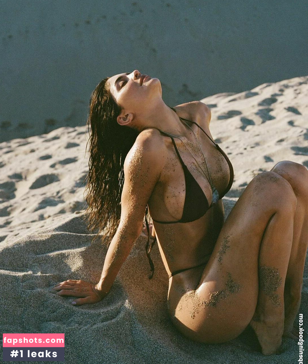 Kylie Jenner gallery photo #1117