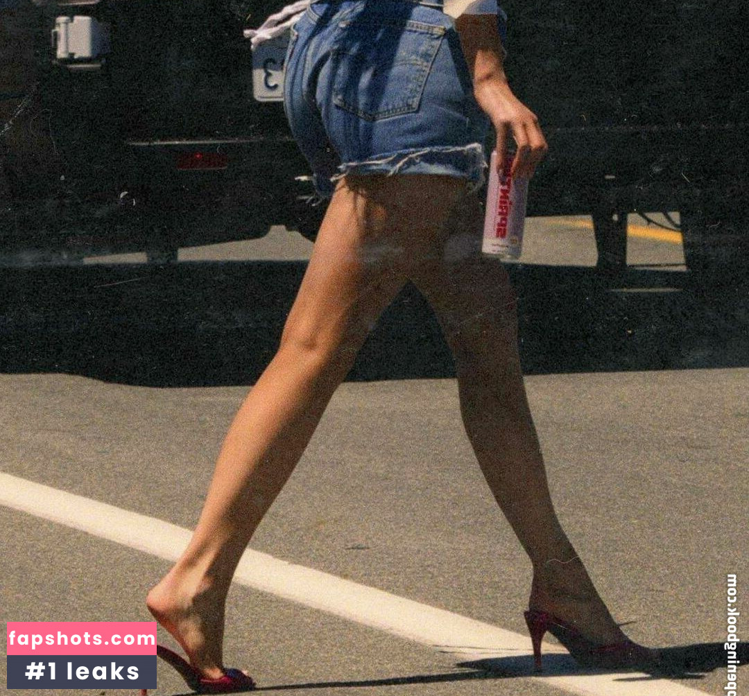 Kylie Jenner gallery photo #1251