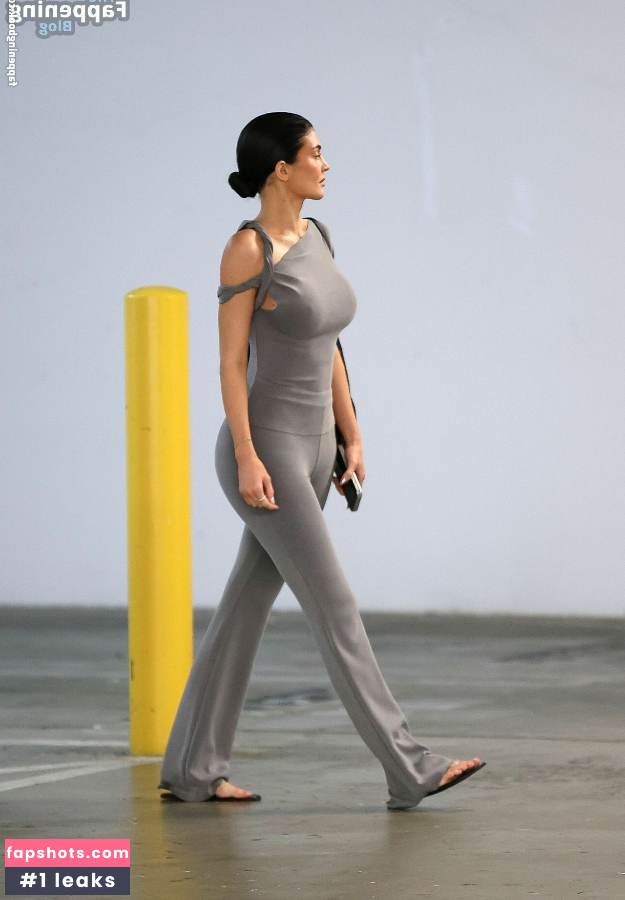 Kylie Jenner gallery photo #1259