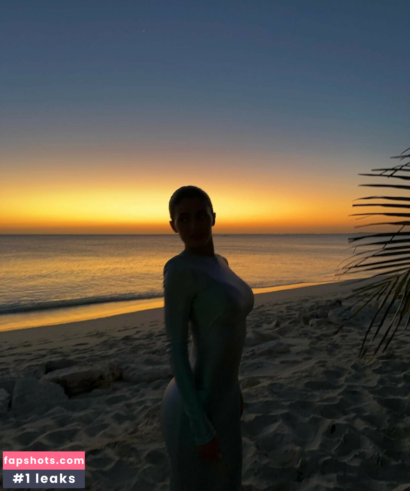 Kylie Jenner gallery photo #1335